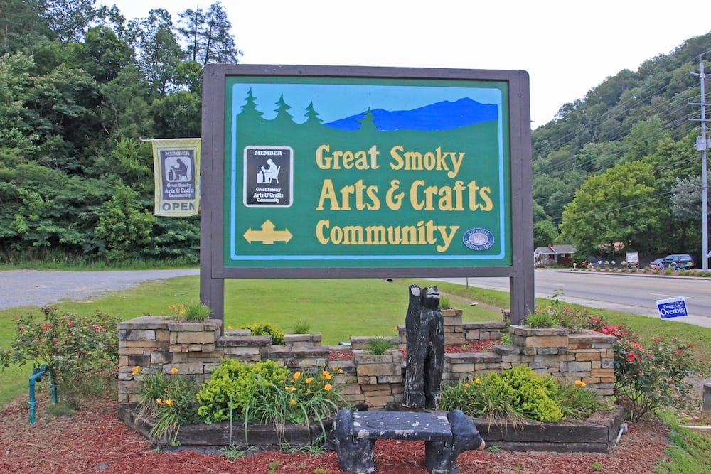Great Smoky Arts & Crafts Community sign.