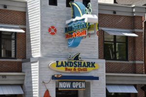 landshark restaurant in gatlinburg tennessee