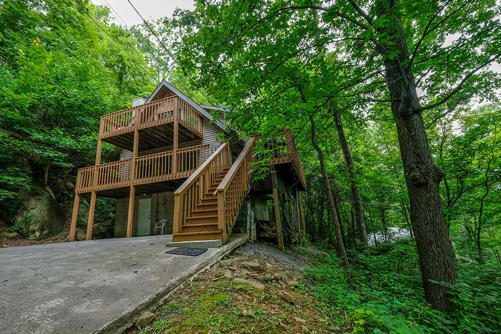 Gatlinburg - Bearly Heaven 1910 - Exterior