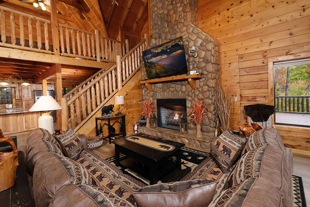 Gatlinburg - Smoky Mountain Dreamin' - Living Room