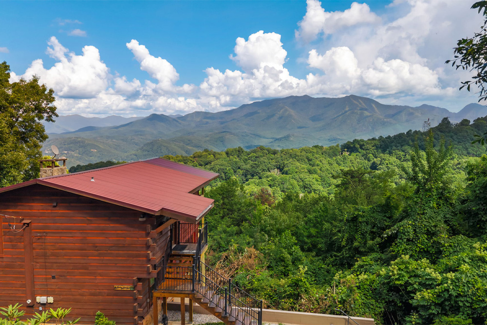 Gatlinburg A Million Dollar View Featured