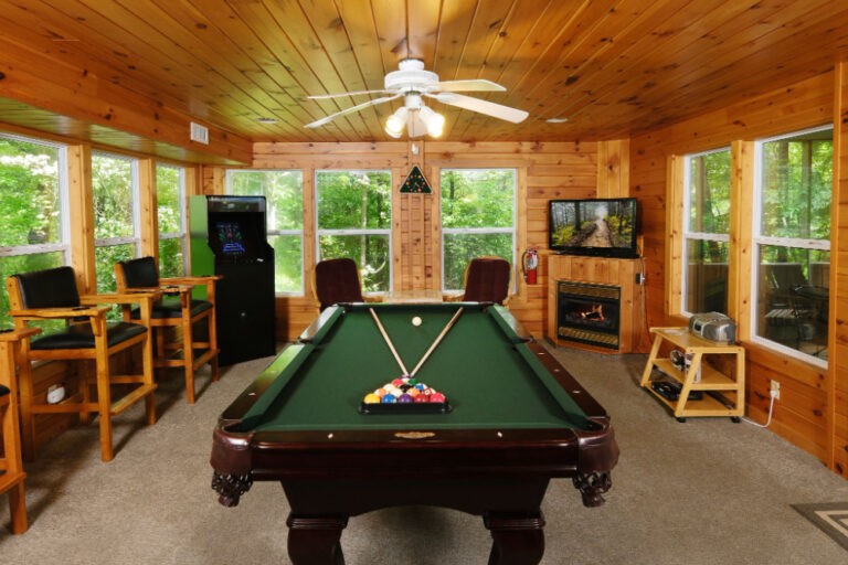 Gatlinburg - Mountain Therapy 1123 - Featured
