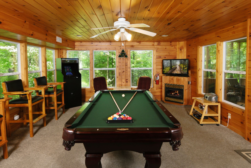 Gatlinburg - Mountain Therapy 1123 - Featured