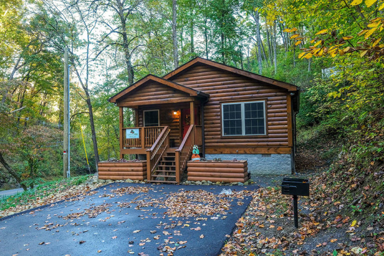Gatlinburg - Bear Trail 625 - Exterior