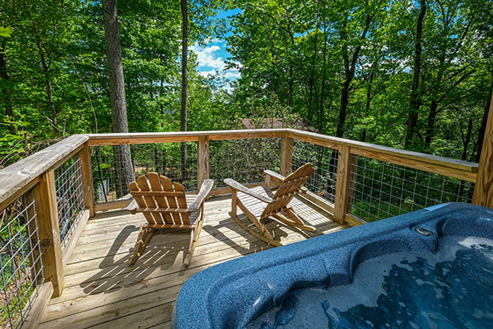 gatlinburg-bear-view-chalet-cabin-exterior-feature