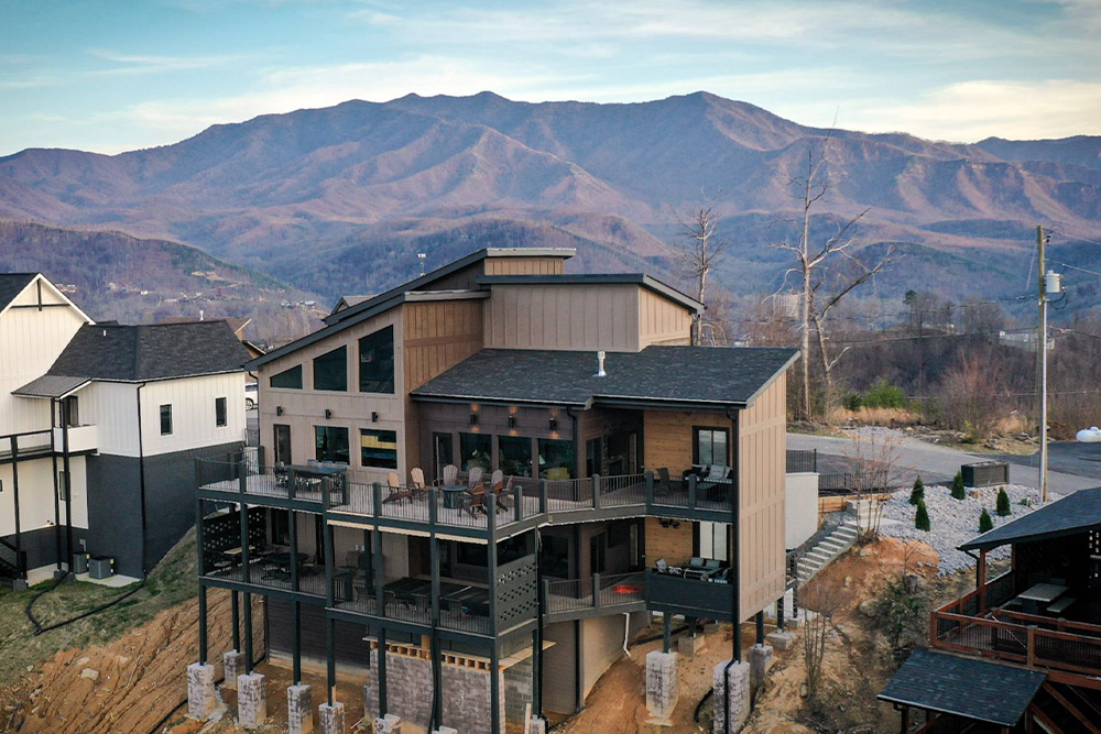 Gatlinburg - Elevation Station - Featured