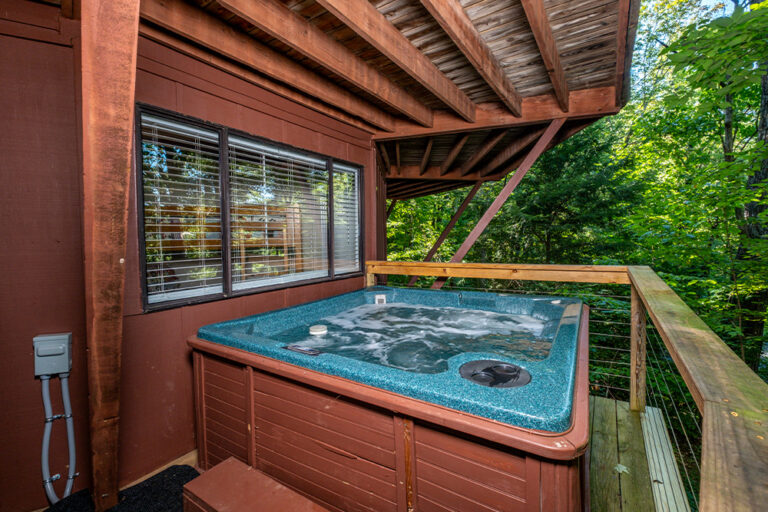 Gatlinburg - Hideaway Chalet - Featured