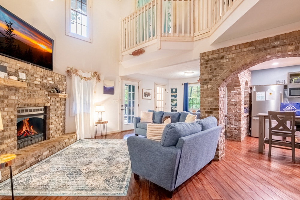 gatlinburg a beary active cabin featured