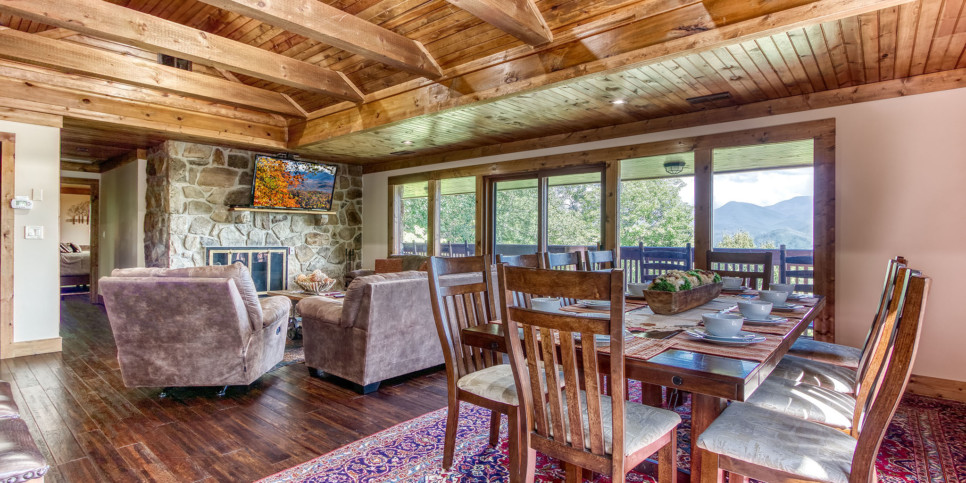 Gatlinburg - Picture Perfect 925 - Living Room