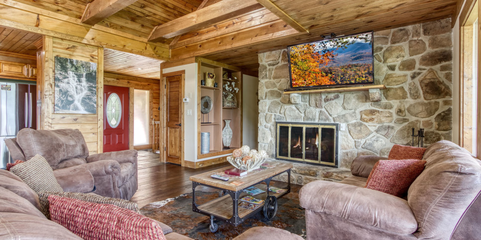 Gatlinburg - Picture Perfect 925 - Living Room