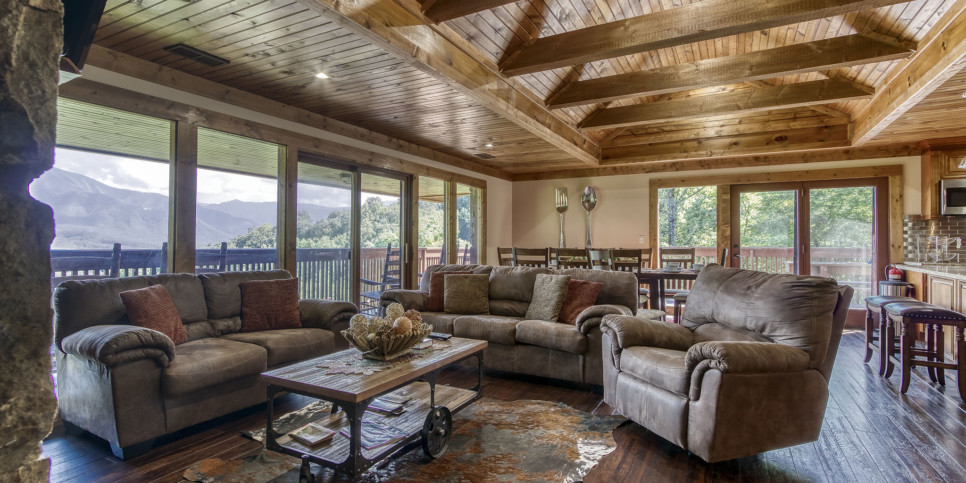 Gatlinburg - Picture Perfect 925 - Living Room