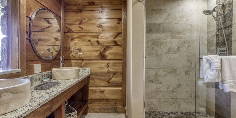 Gatlinburg - Picture Perfect 925 - Bathroom