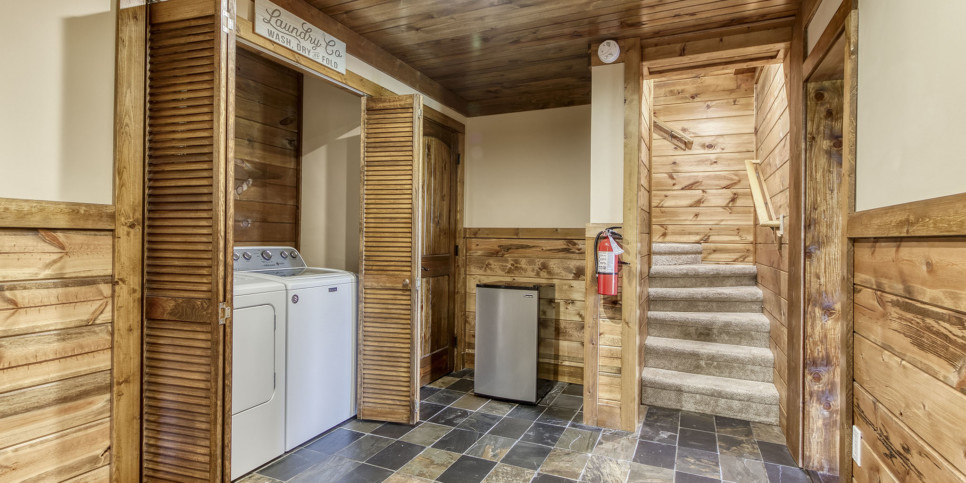 Gatlinburg - Picture Perfect 925 - Bathroom