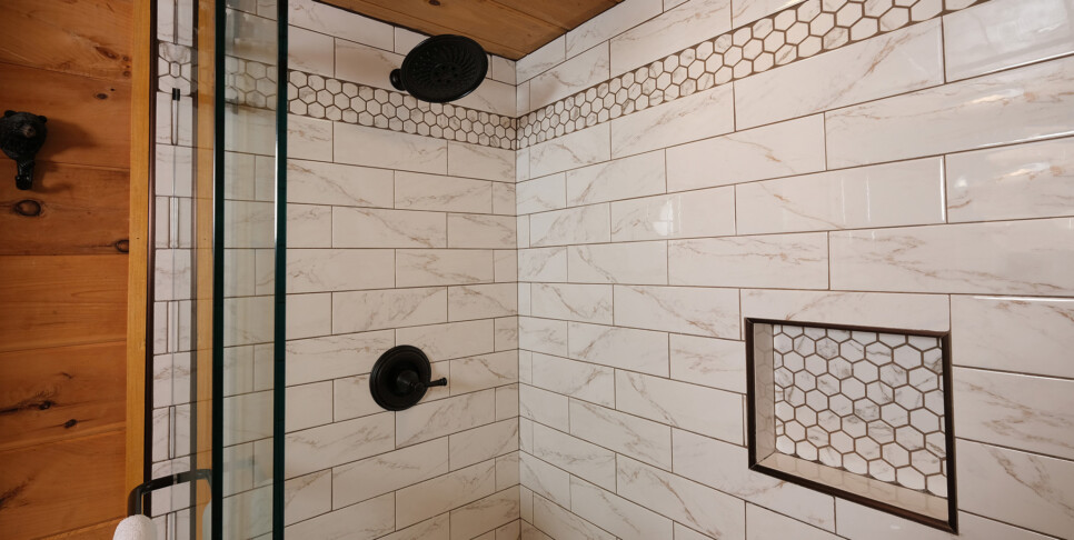 Gatlinburg - Mountain Splendor 1250 - Bathroom