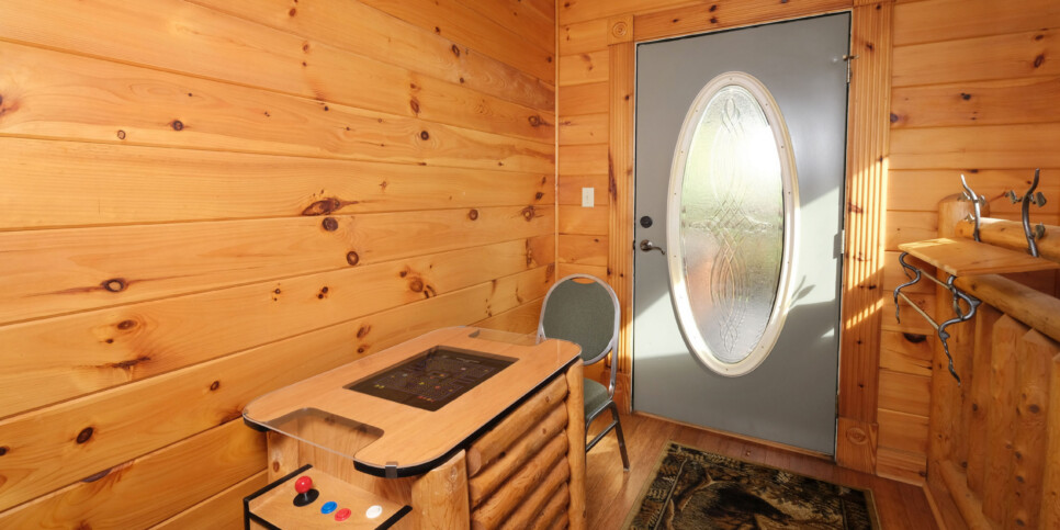 Gatlinburg - Christine's Cabin 1101 - Rec Room