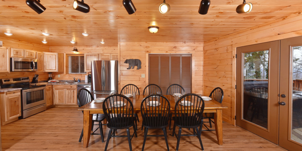 Gatlinburg - Bearfoot Lodge - Kitchen
