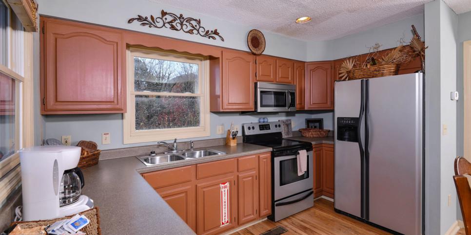 Gatlinburg - Sky High - Kitchen