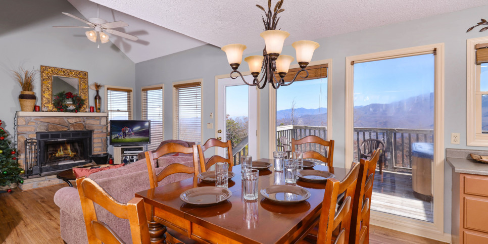 Gatlinburg - Sky High - Kitchen