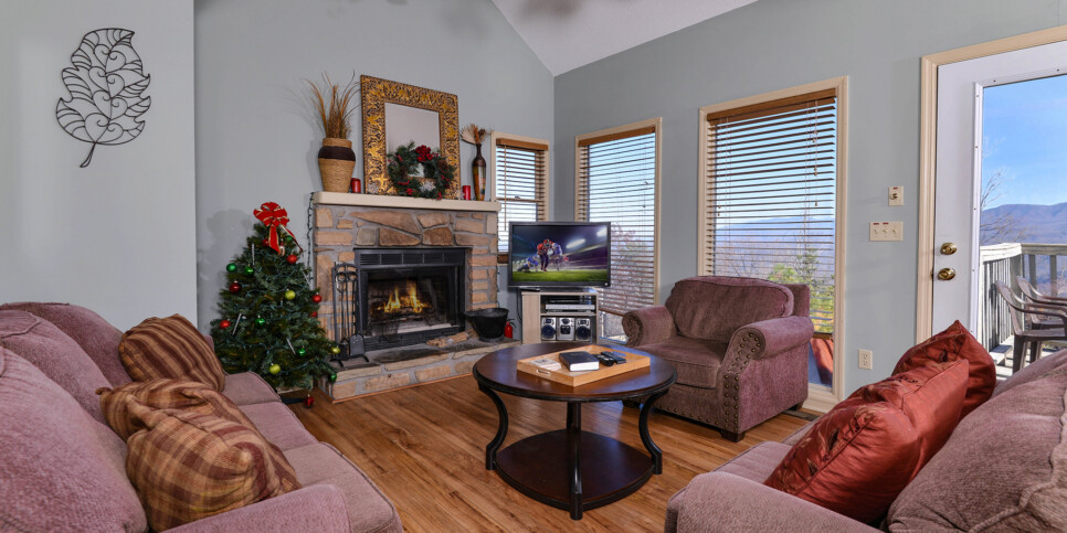 Gatlinburg - Sky High - Living Room