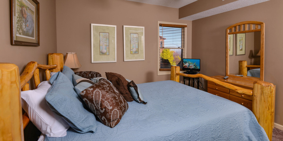 Gatlinburg - Sky High - Bedroom