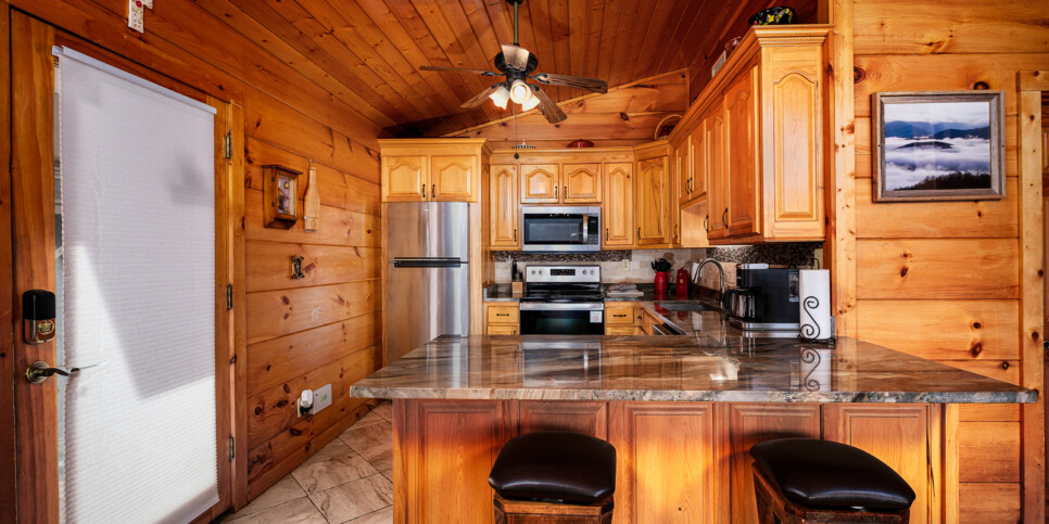 Gatlinburg - A Million Dollar View - Kitchen