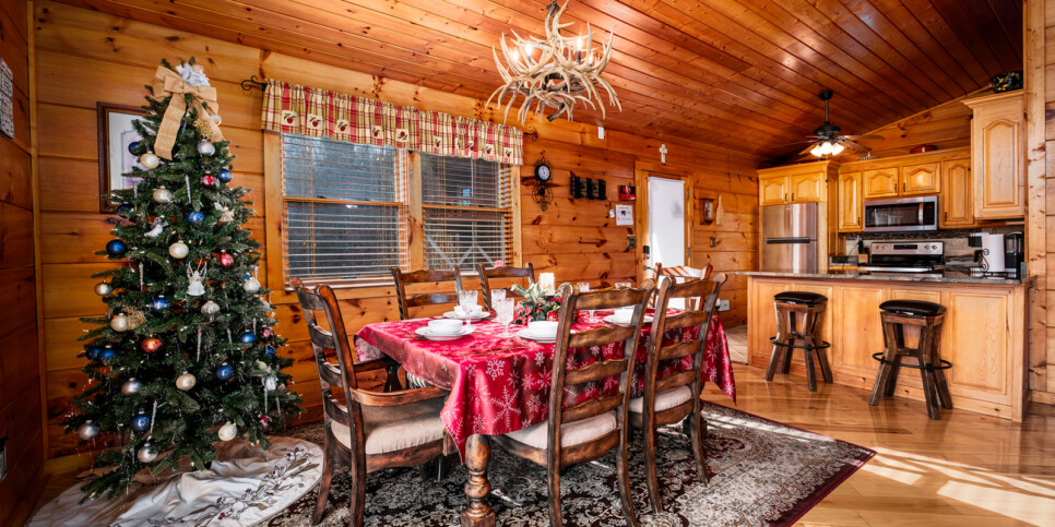 Gatlinburg - A Million Dollar View - Kitchen