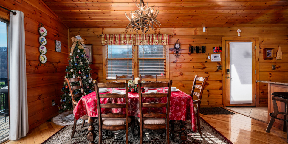 Gatlinburg - A Million Dollar View - Kitchen
