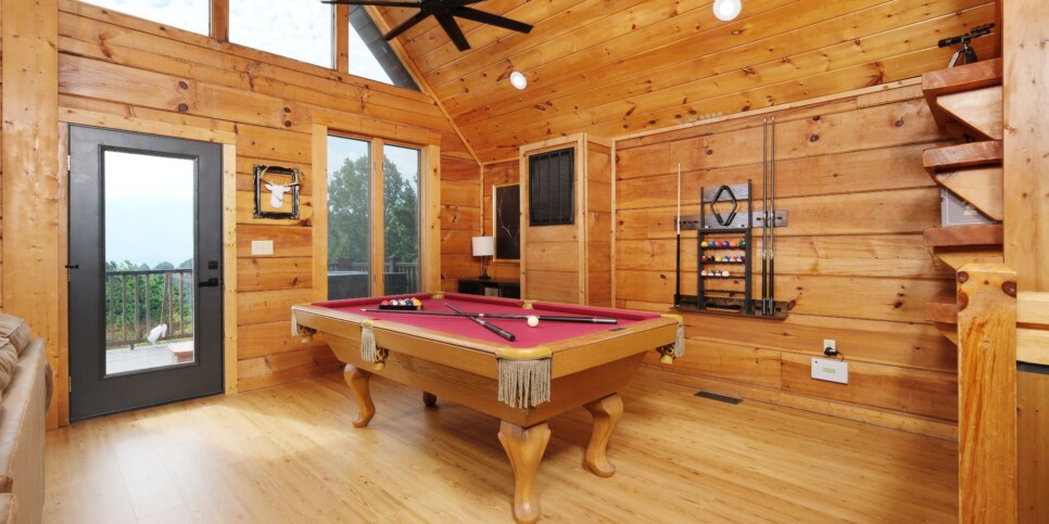 Chalet Village Cabin - Eagle's Nest - Rec Room