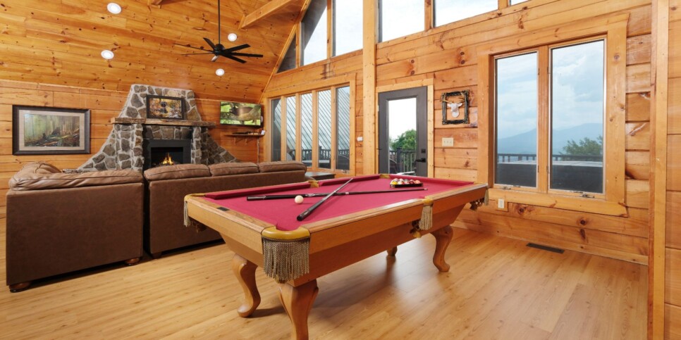 Chalet Village Cabin - Eagle's Nest - Rec Room
