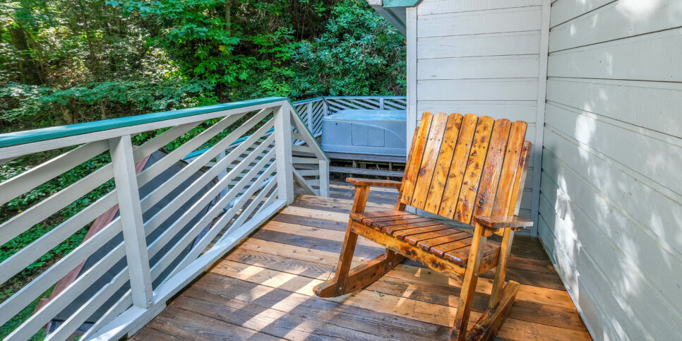 Gatlinburg - Bonnie and Clyde - Exterior