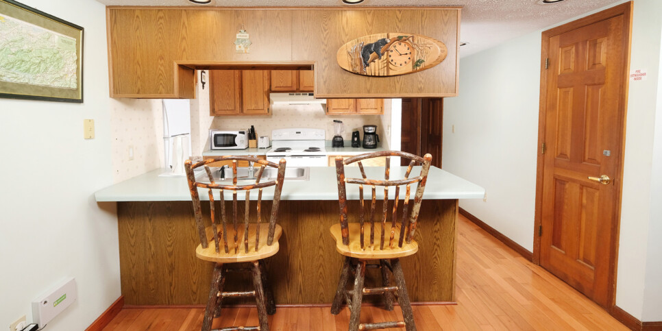 Gatlinburg - Bonnie and Clyde - Kitchen
