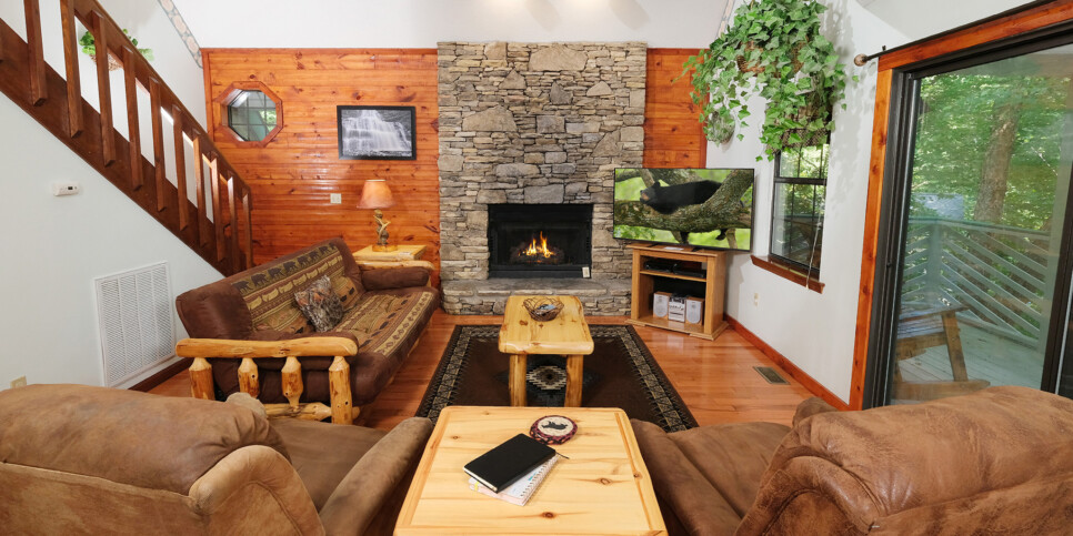 Gatlinburg - Bonnie and Clyde - Living