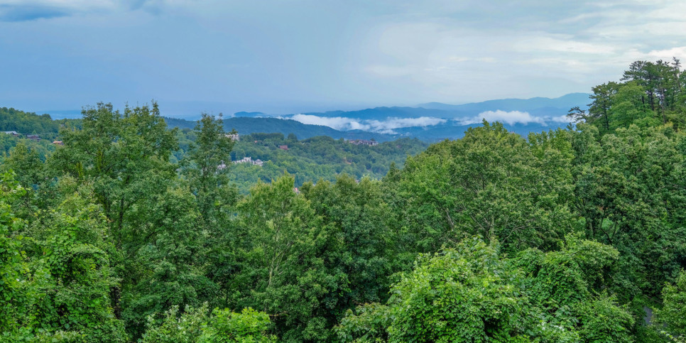 Gatlinburg - Among the Clouds - Exterior