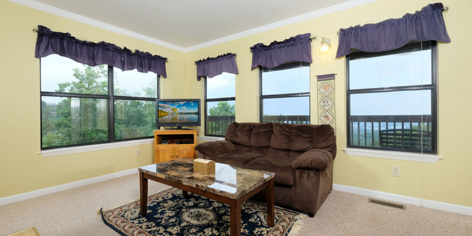 Gatlinburg - Among the Clouds - Rec Room