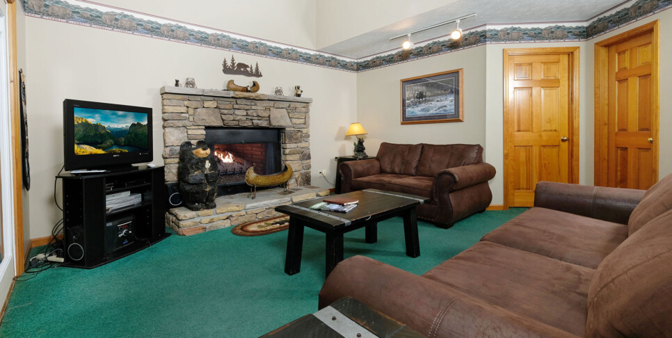 Gatlinburg - Bear Hugs 1126 - Living Room