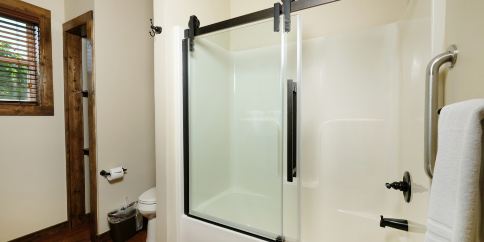 Gatlinburg - Bear Watch 1011 - Bathroom