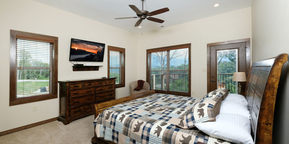 Gatlinburg - Bear Watch 1011 - Bedroom