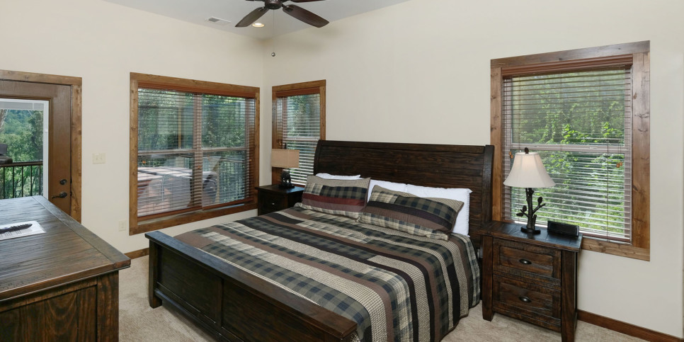 Gatlinburg - Bear Watch 1011 - Bedroom