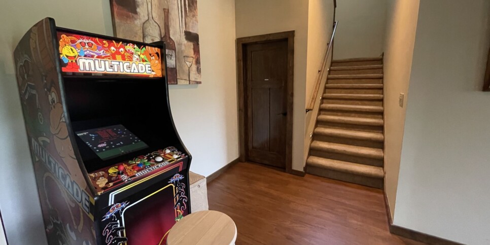 Gatlinburg Cabin - Bear Watch - Rec Room