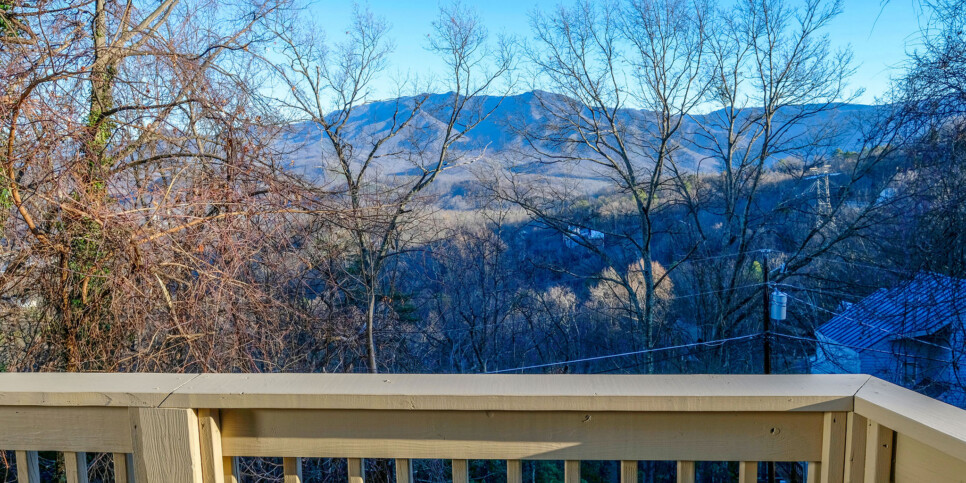 Gatlinburg - Bearfoot Lodge - Exterior