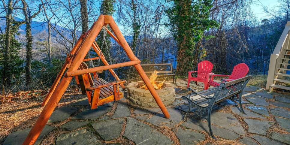 Gatlinburg - Bearfoot Lodge - Exterior