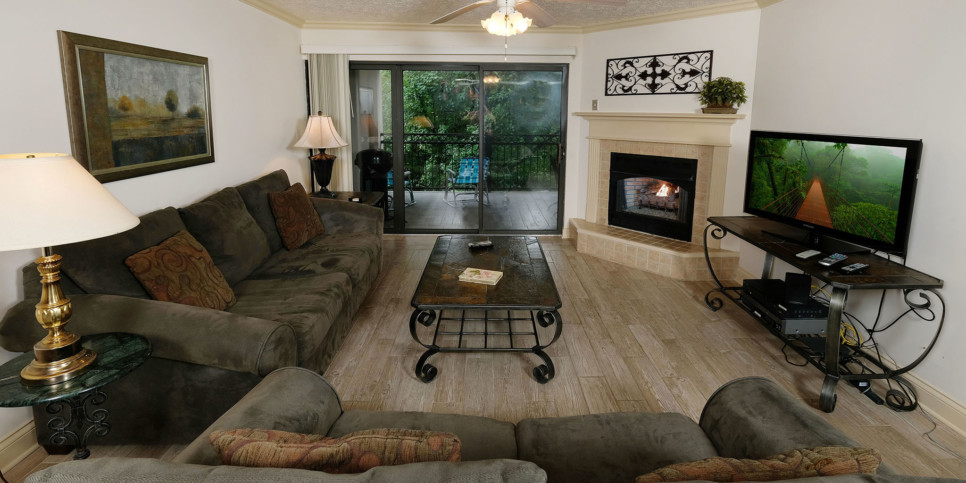 Gatlinburg - Creek View GH403 - Living Room