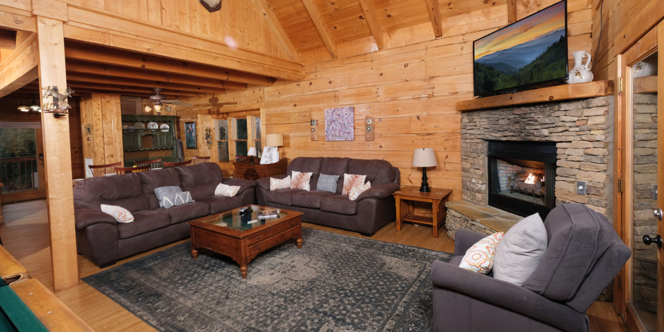 Gatlinburg - Gigi's Getaway - Living Room