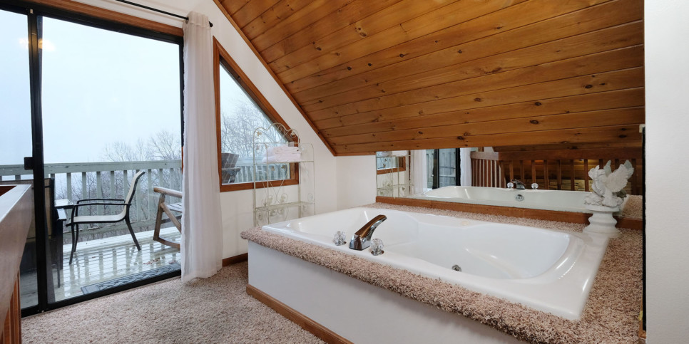 Gatlinburg - Holly Tree Cabin 936 - Bathroom