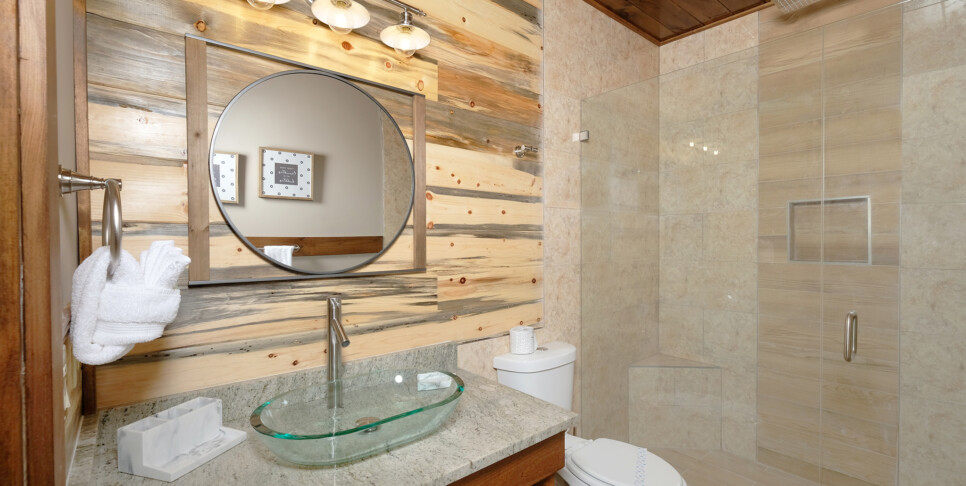 Gatlinburg - Looking Glass - Bathroom