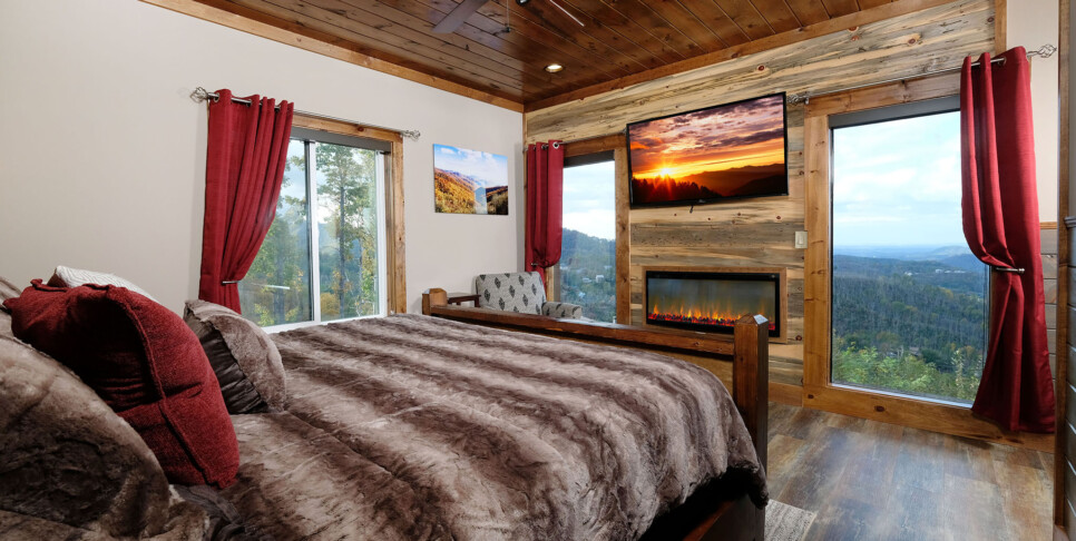 Gatlinburg - Looking Glass - Bedroom