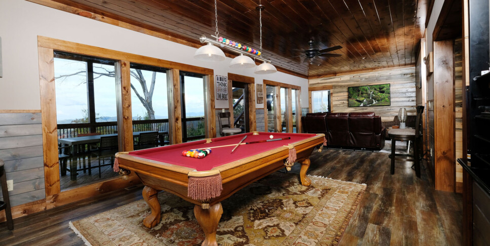 Gatlinburg - Looking Glass - Rec Room