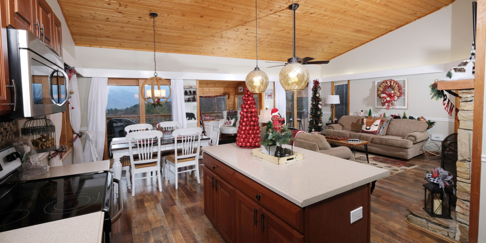 Majestic Getaway - Kitchen