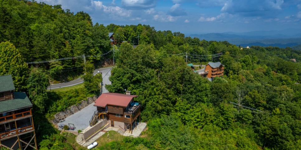 Gatlinburg Cabin - A Million Dollar View - Exterior