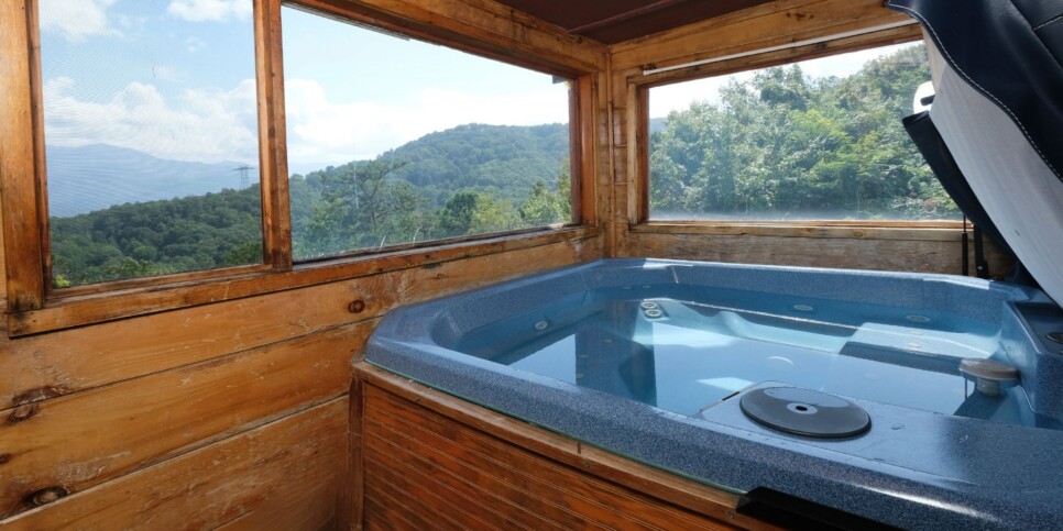 Gatlinburg Cabin - A Million Dollar View - Exterior